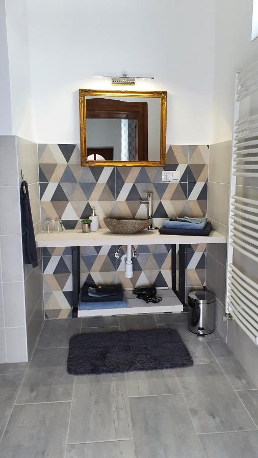 Tisza White House Bed & Breakfast Tiszaszolos ภายนอก รูปภาพ