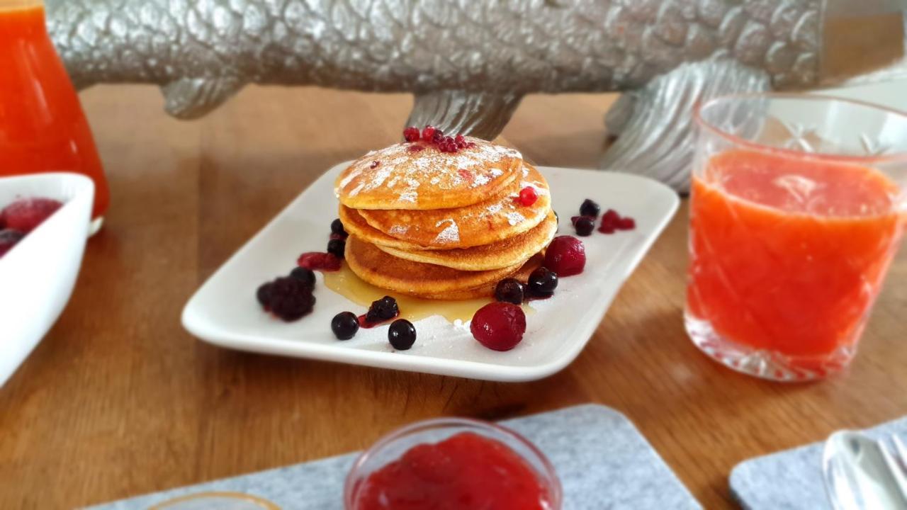 Tisza White House Bed & Breakfast Tiszaszolos ภายนอก รูปภาพ